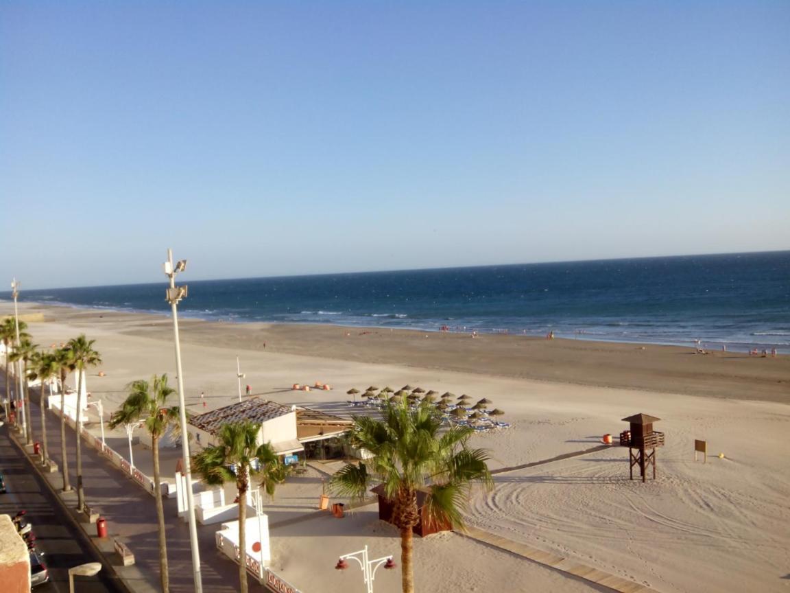 Apartamento En La Playa Con Garaje كاديز المظهر الخارجي الصورة